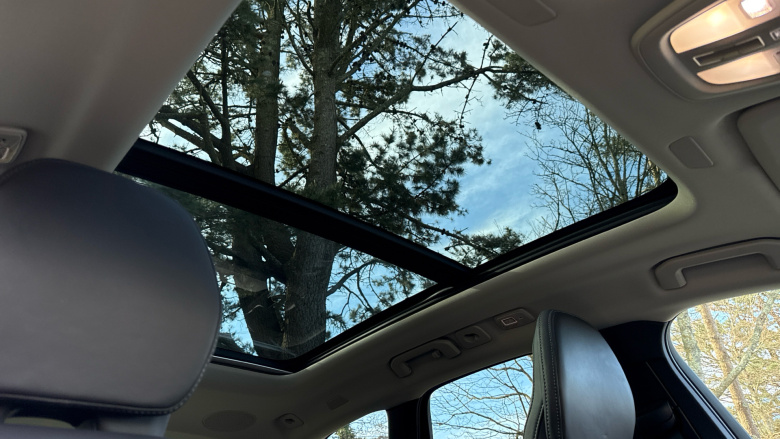 Volvo XC60 2.0 T8 [455] PHEV Ultra Dark 5dr AWD Geartronic Estate